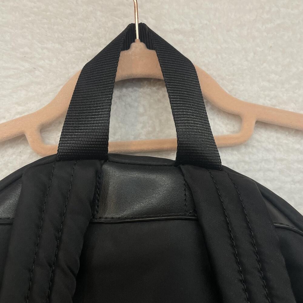 Marc Jacobs Nylon Backpack Black Gold Hardware M0012907 001 Logo Top Zip - Picture 5 of 16